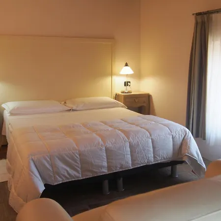 Otel Costanza