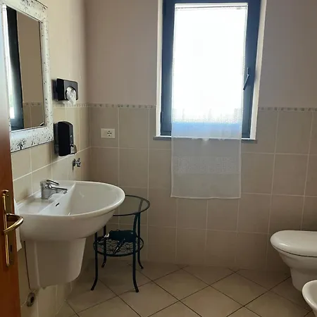 Costanza Otel Pontenure